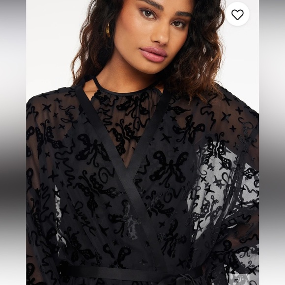 Savage X Fenty Devore’ Dreams Black Caviar Velvet Slip & Short Long Sleeve Robe - Picture 14 of 16